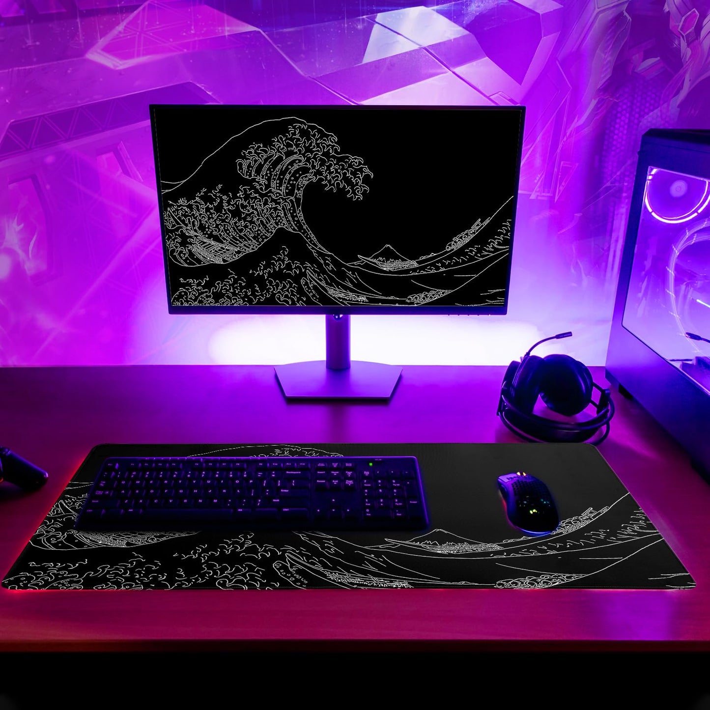 Black and White Japanese Cherry Blossom Gaming Mouse