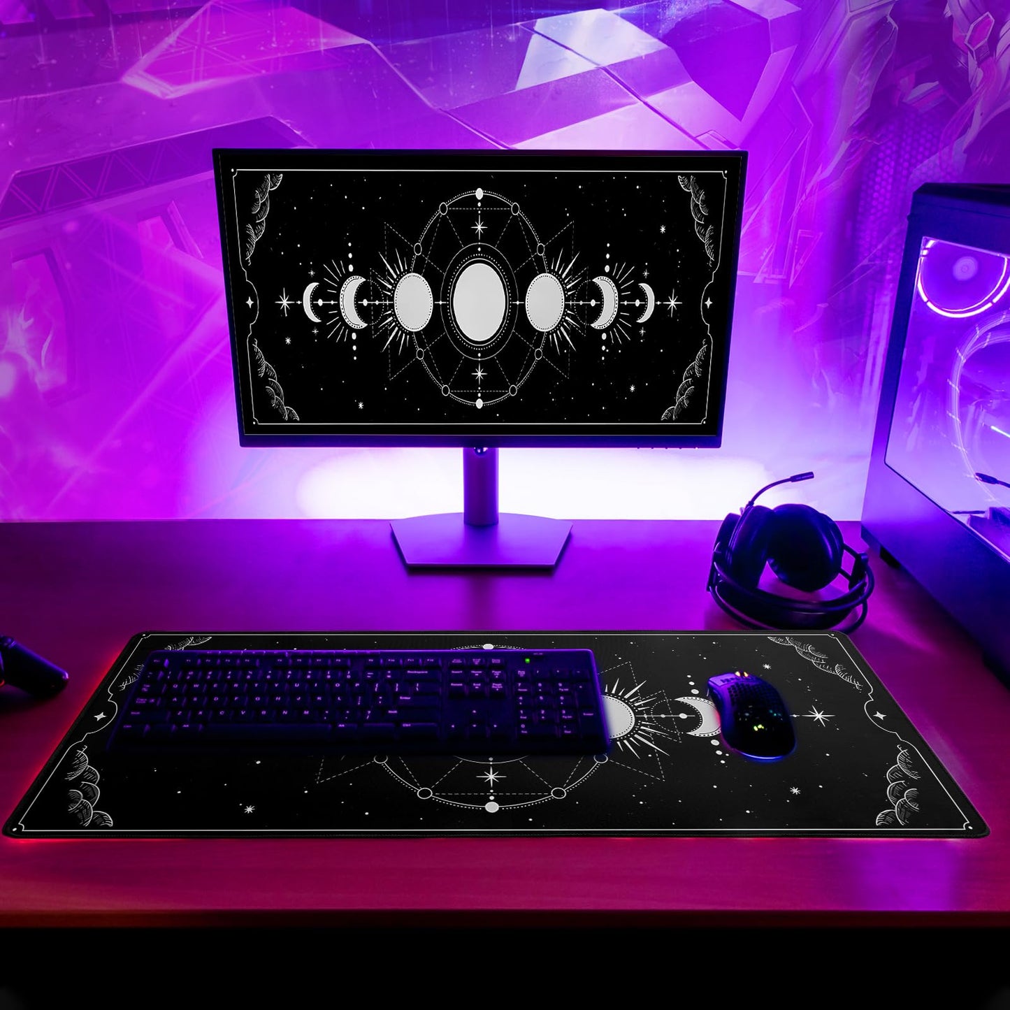 Black and White Japanese Cherry Blossom Gaming Mouse